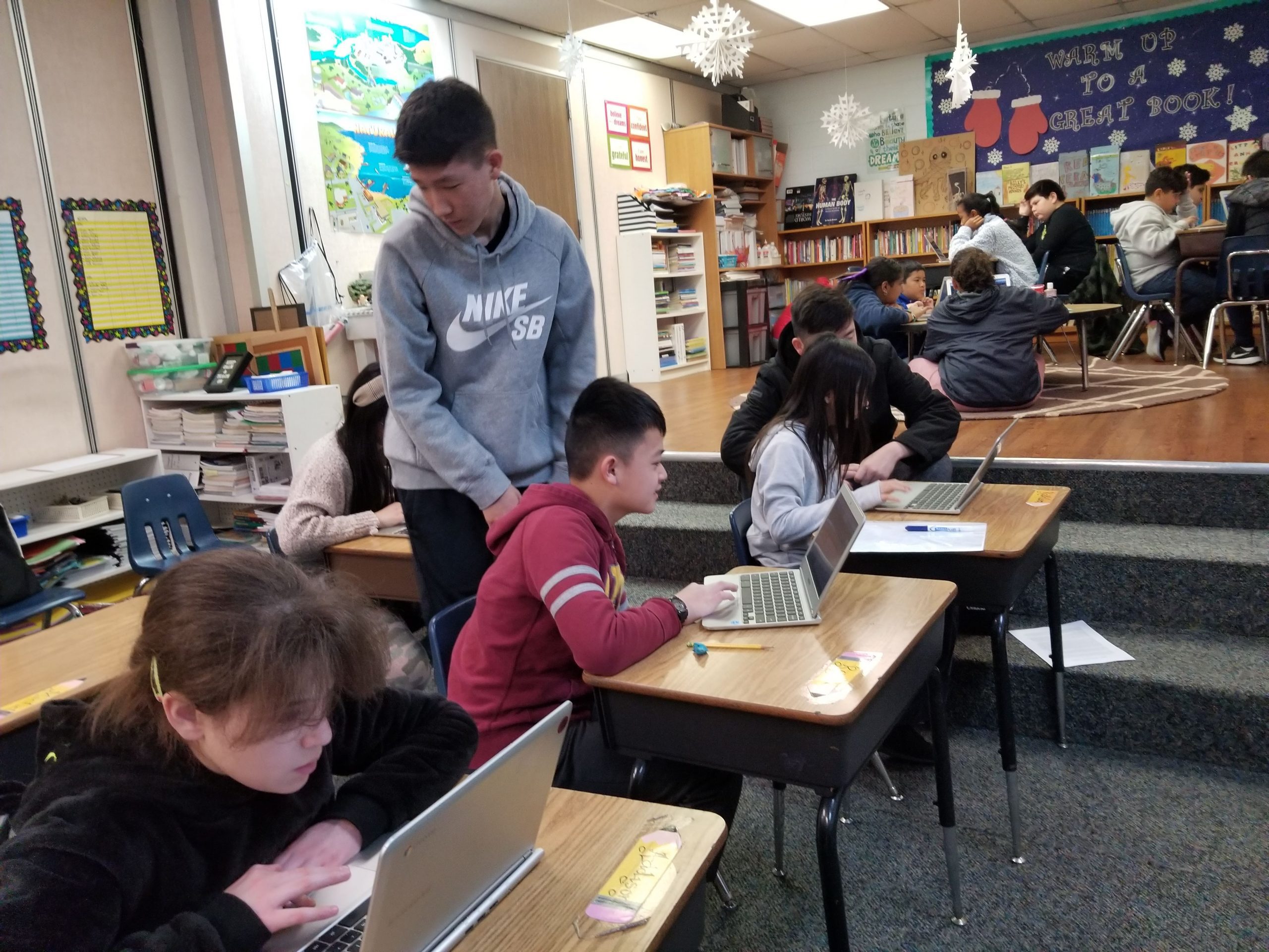 Room 9 (Grade 5 & 6) Technology Class